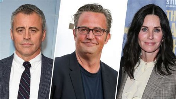 Jennifer Aniston, Lisa Kudrow, David Schwimmer, Matt LeBlanc, Courtney Cox pay tribute