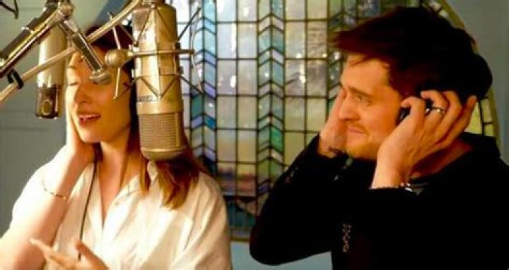 Michael Bublé finds his “voice crush” and their magical duet has thousands swooning
